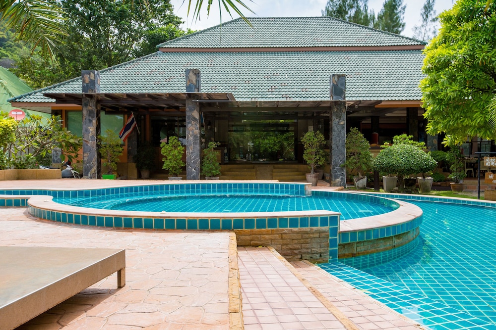 Urip Resort Phi Phi Island 45/50