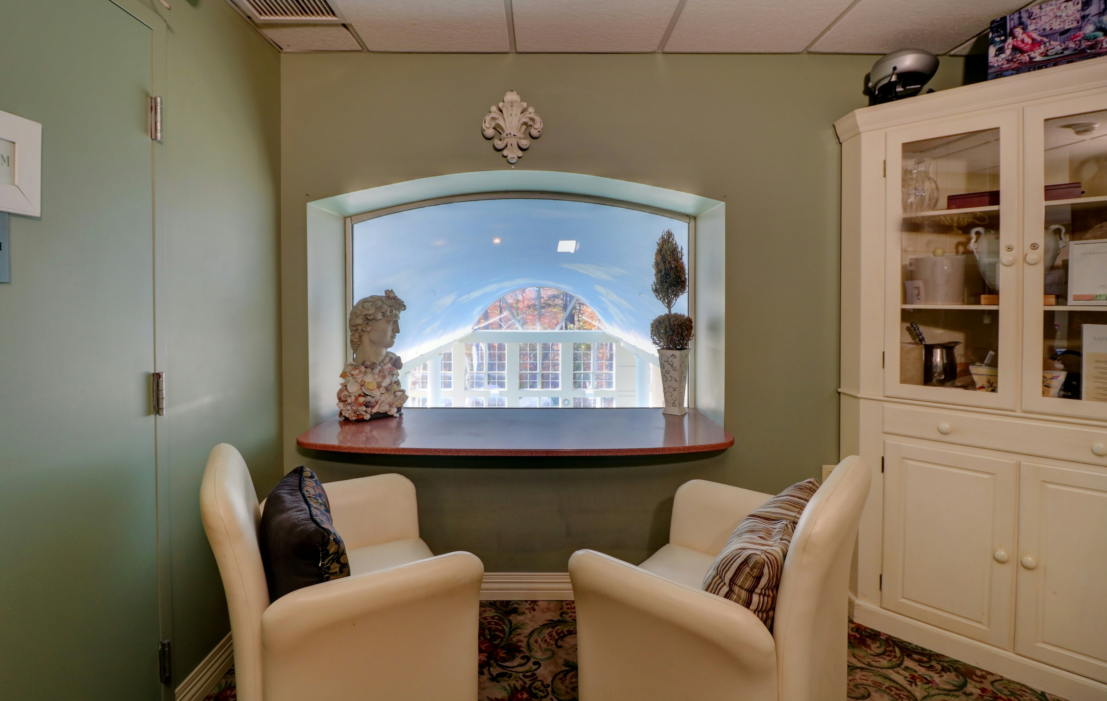 Senator Inn & Spa 30/50