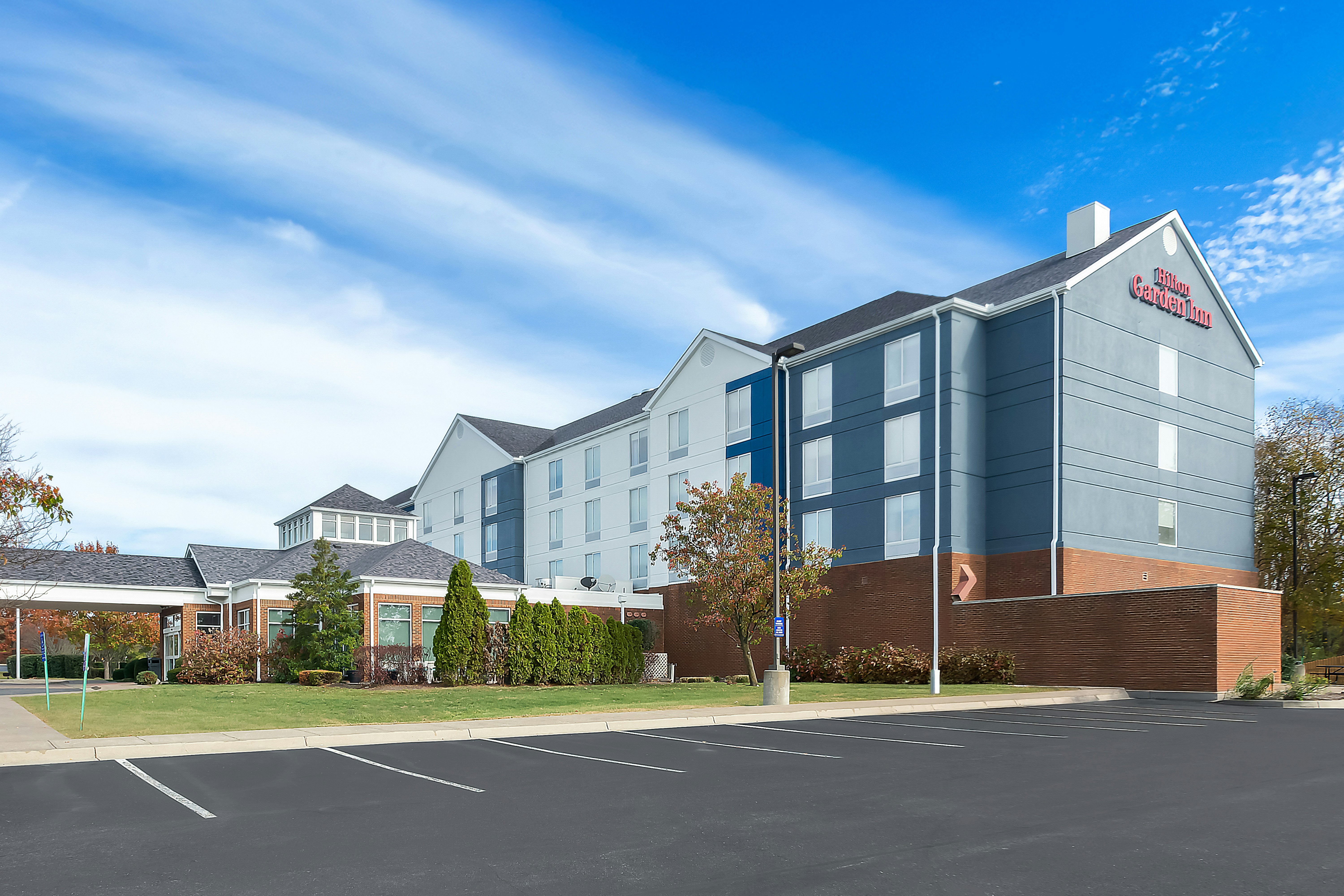 Hilton Garden Inn Lexington Georgetown, KY 35/38