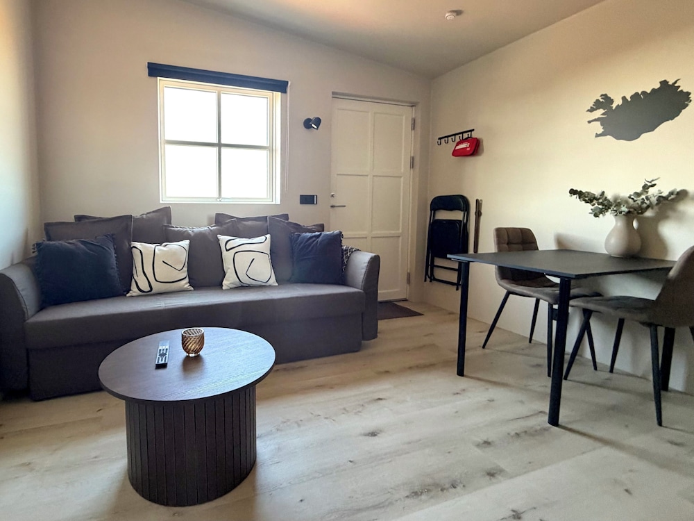 Gardur Apartments 48/65