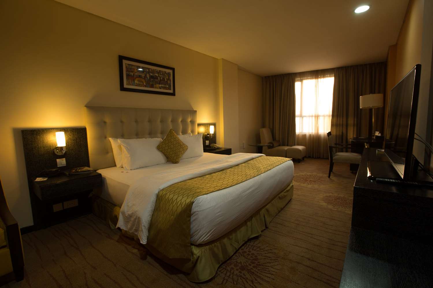 Premier, King Bed