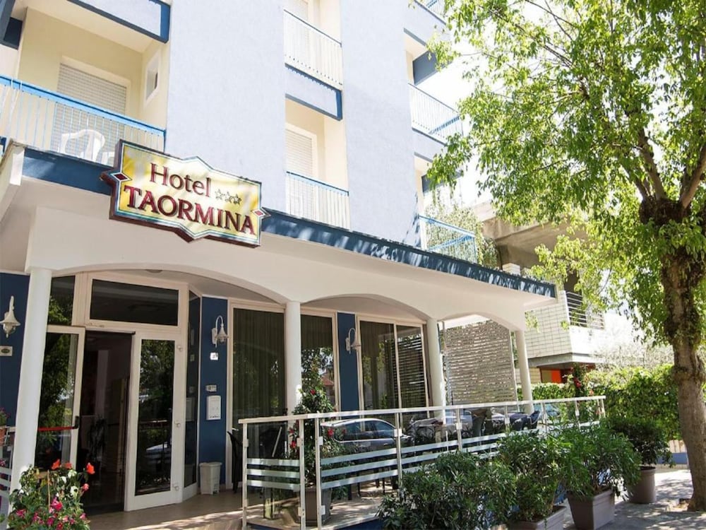 Hotel Taormina 1/25
