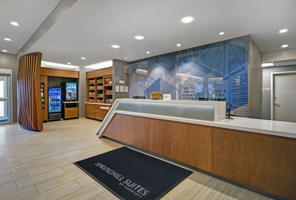 SpringHill Suites by Marriott St. Paul Arden Hills 11/52