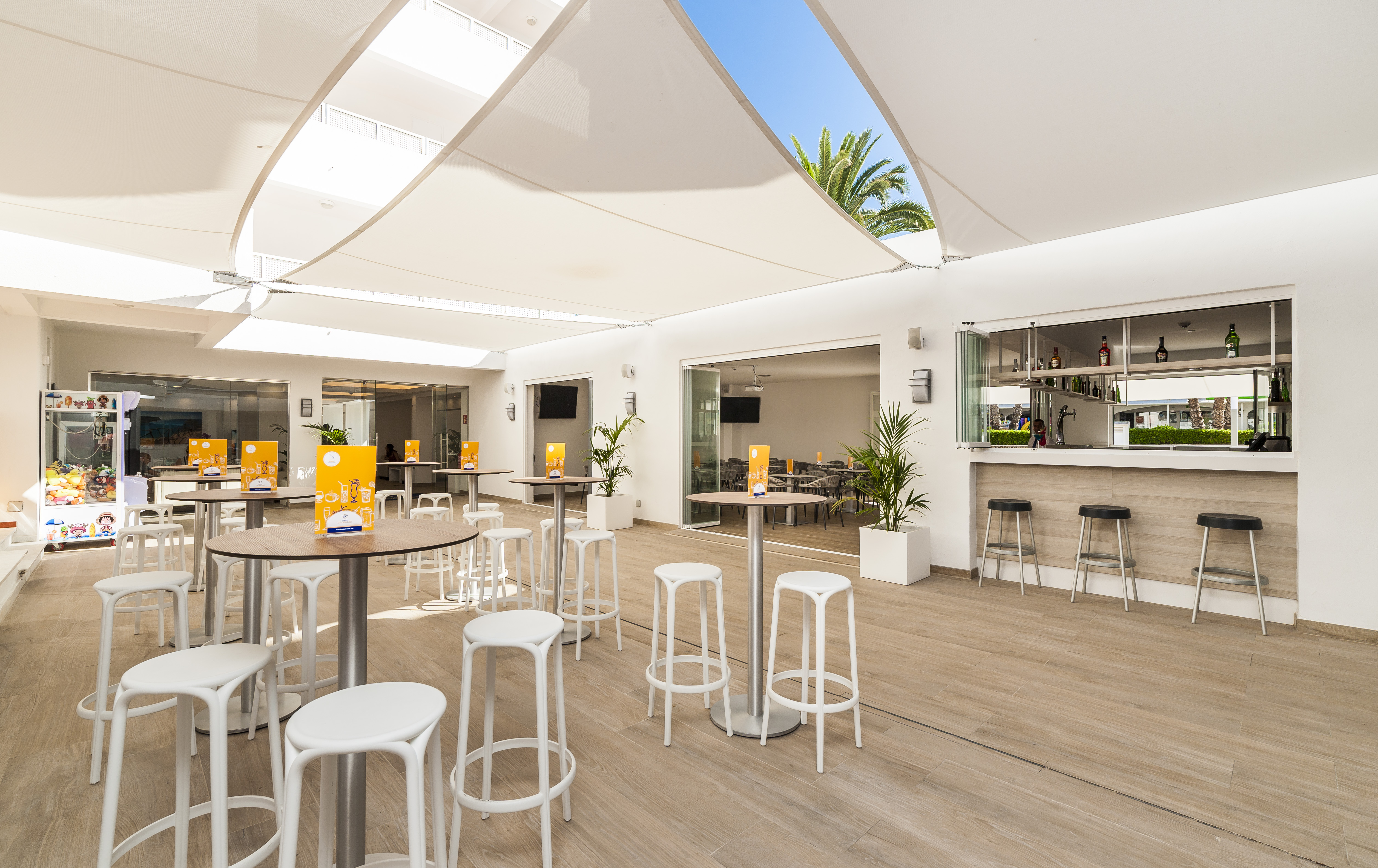 Globales Apartamentos Lord Nelson 17/31