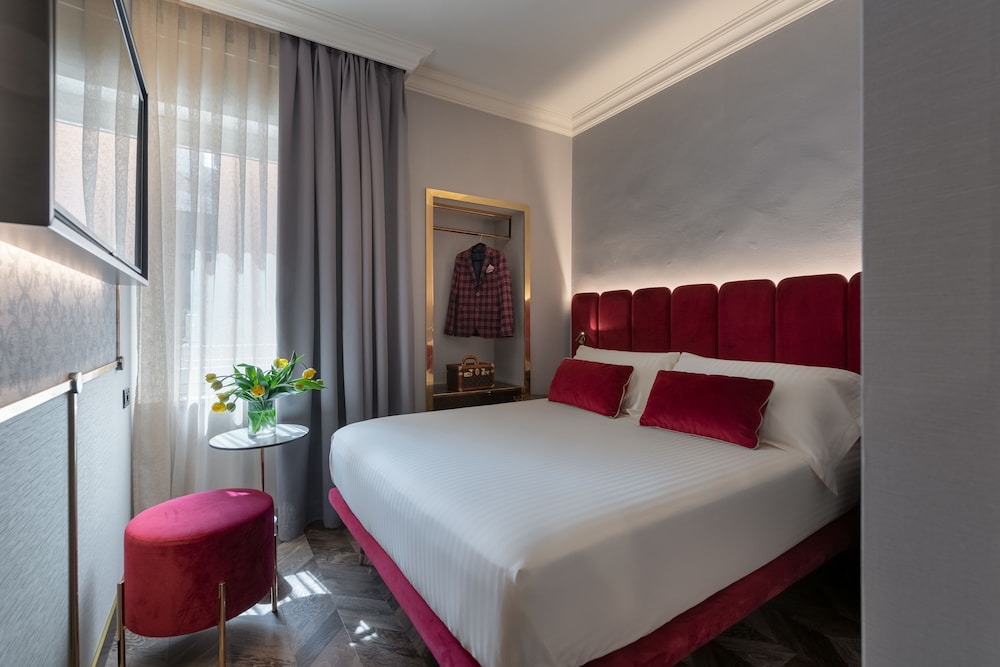BASIC, DOUBLE BED, SMALL