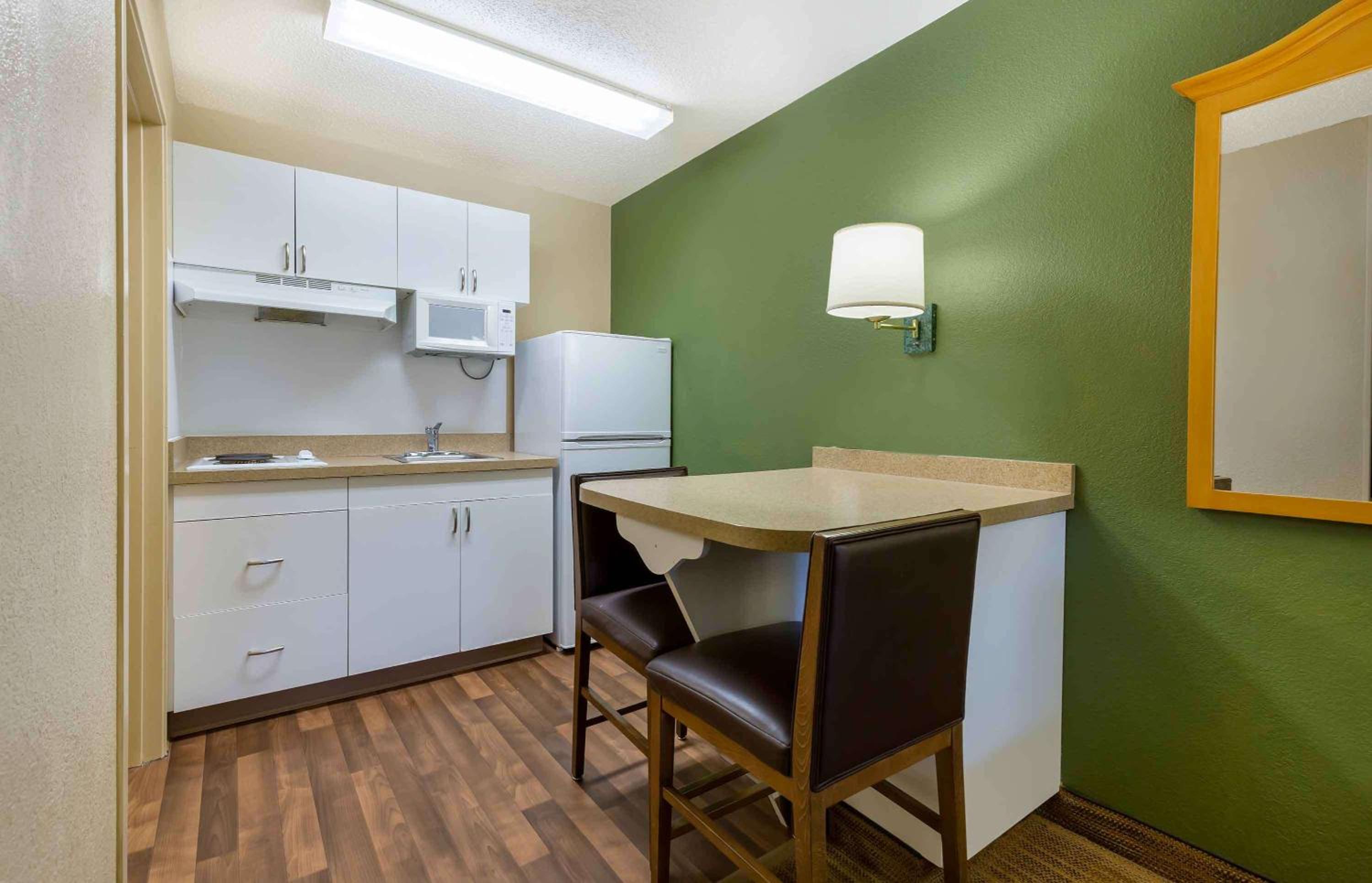Extended Stay America Suites Washington, D.C. - Germantown - Town Center 46/61
