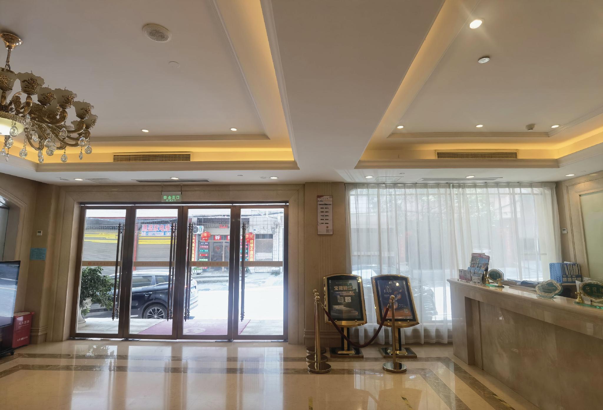 Vienna 3 Best Hotel (Guanyang Bus Station) 10/34