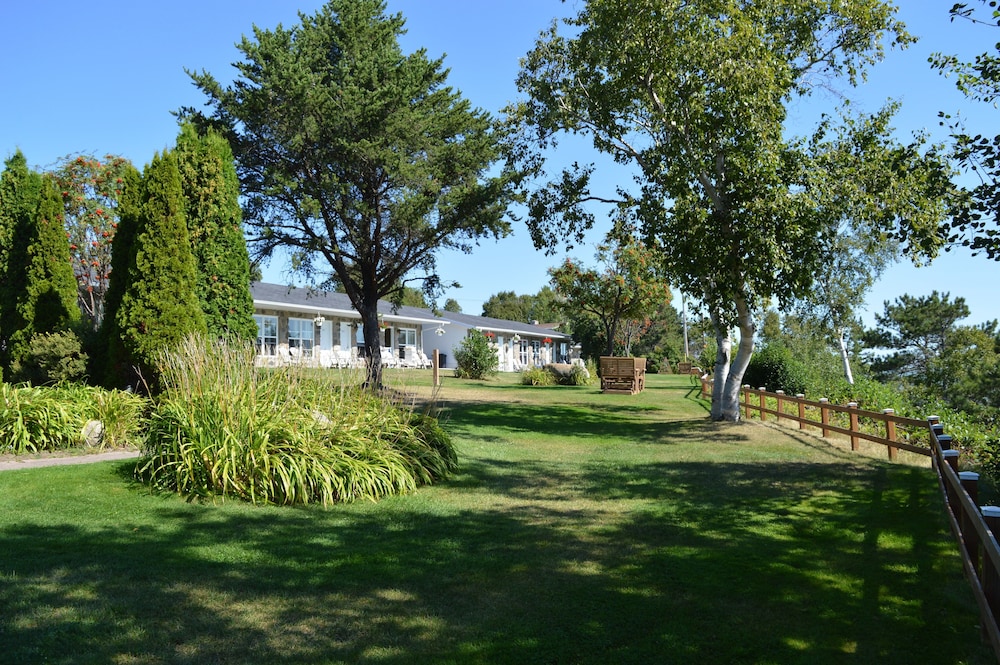 Hotel Cap Aux Pierres 43/50