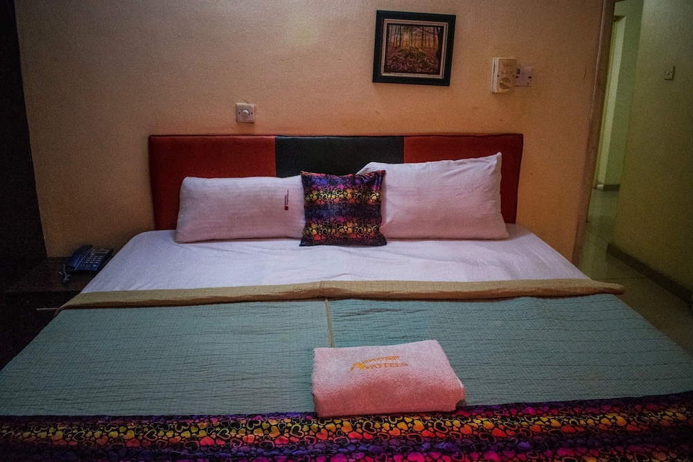 Ikeja Budget Hotel 10/32