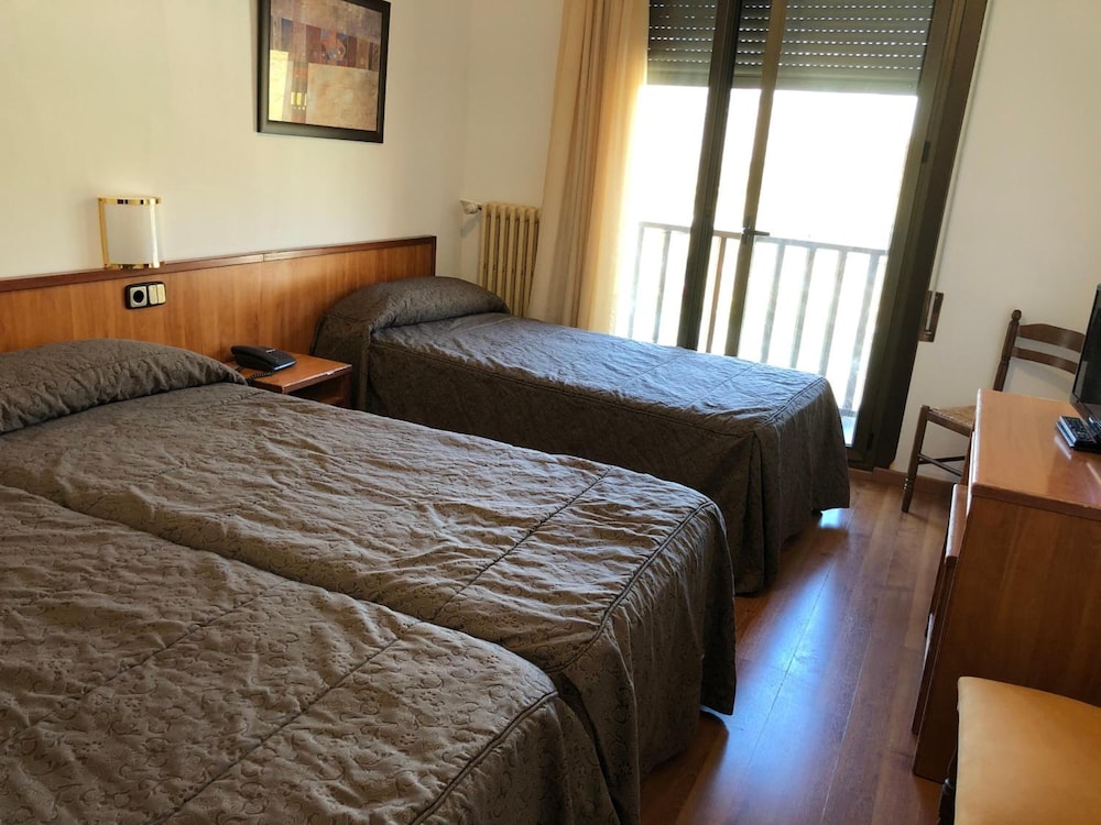 Refugi Dels Isards Hotel 11/39