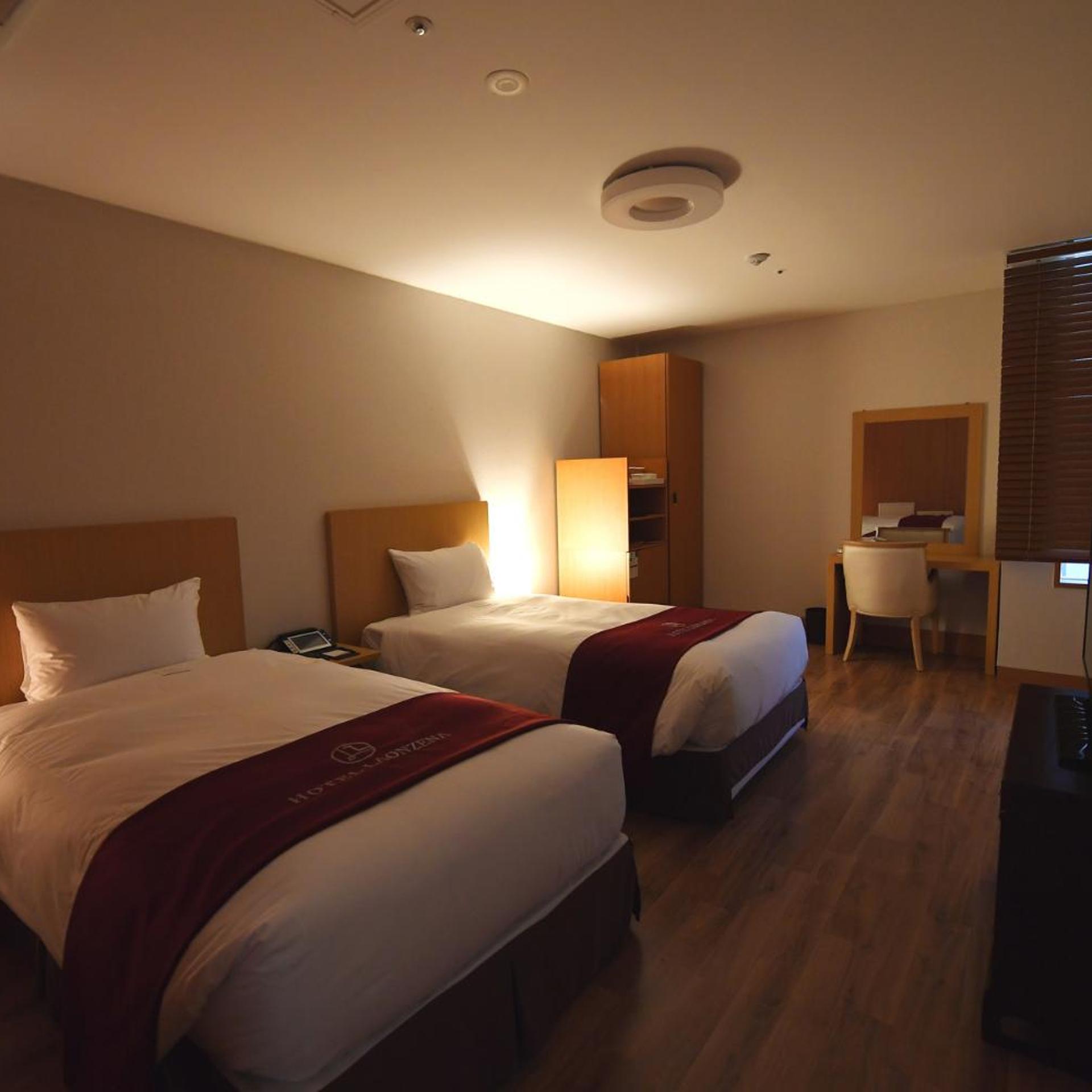 Hotel Laonzena 28/66