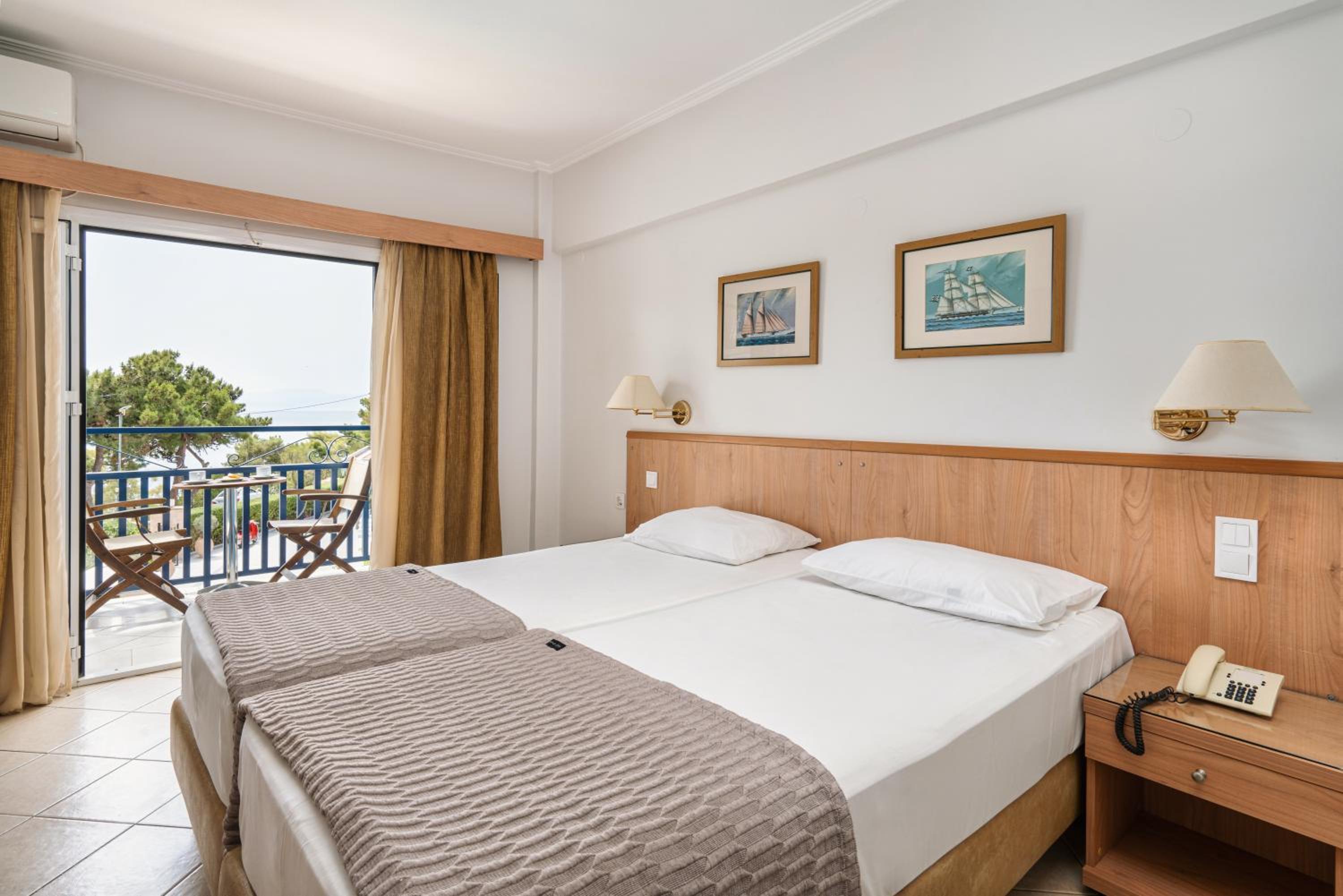Danae Hotel 15/49