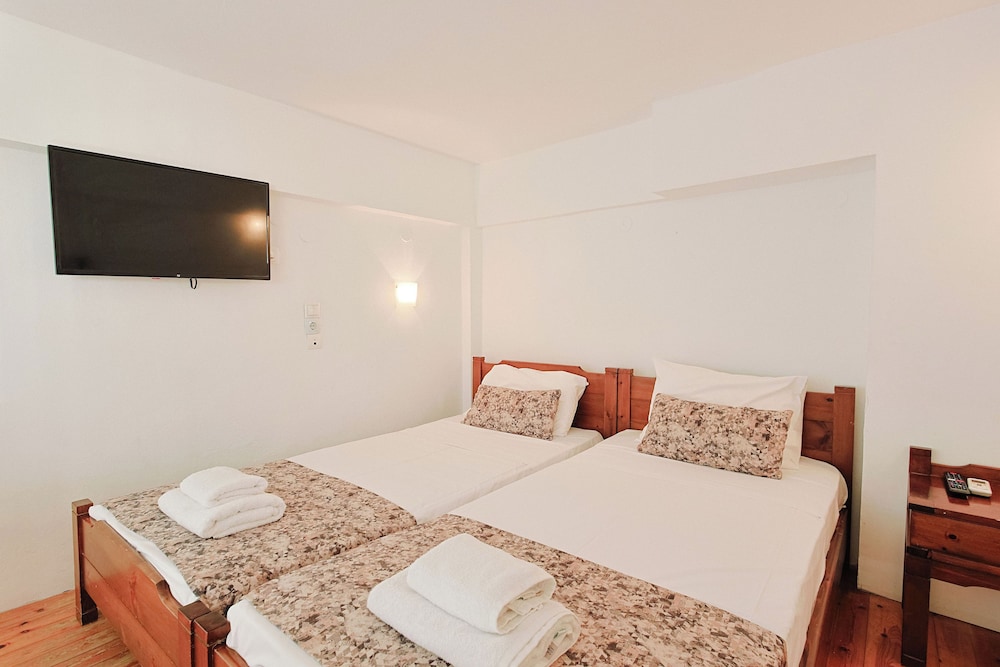 Standard, Twin Beds
