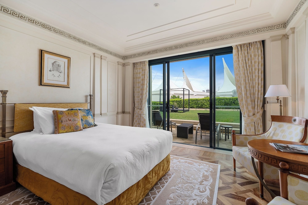 Imperial Hotel Gold Coast 18/50