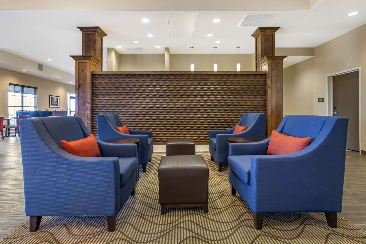 Comfort Suites Albuquerque Airport 23/34