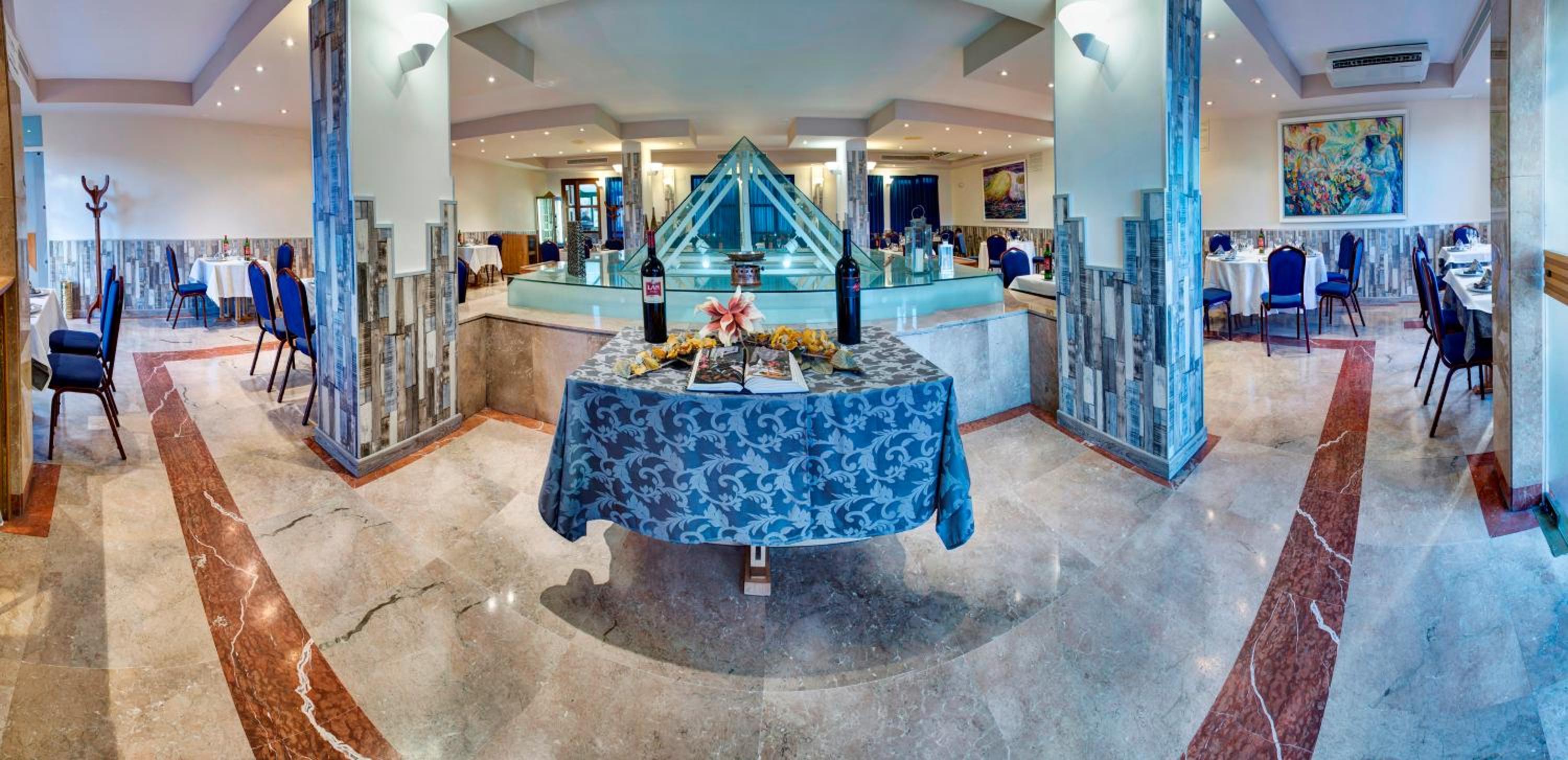 Hotel Spa Rio Ucero 43/58