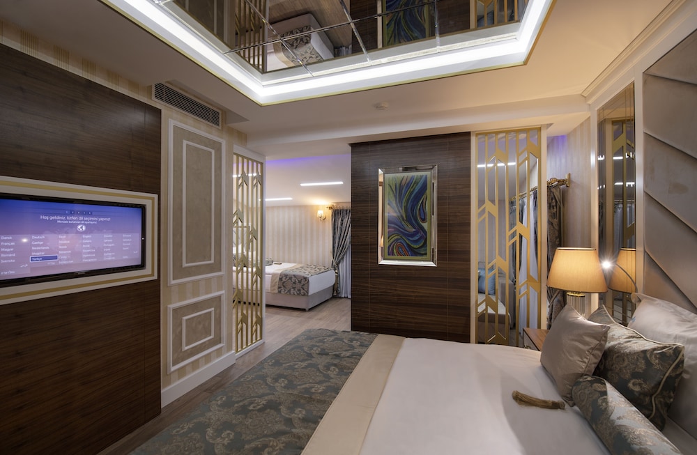 Elysium Green Suites 17/60