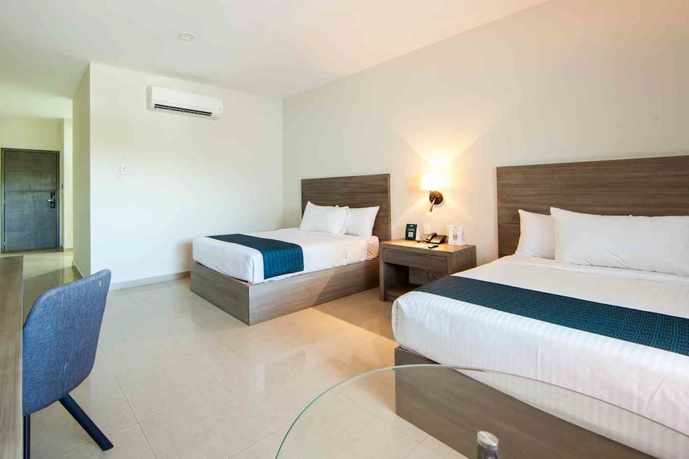 InHouse Culiacan (ex. Monterreal Hotel) 31/74