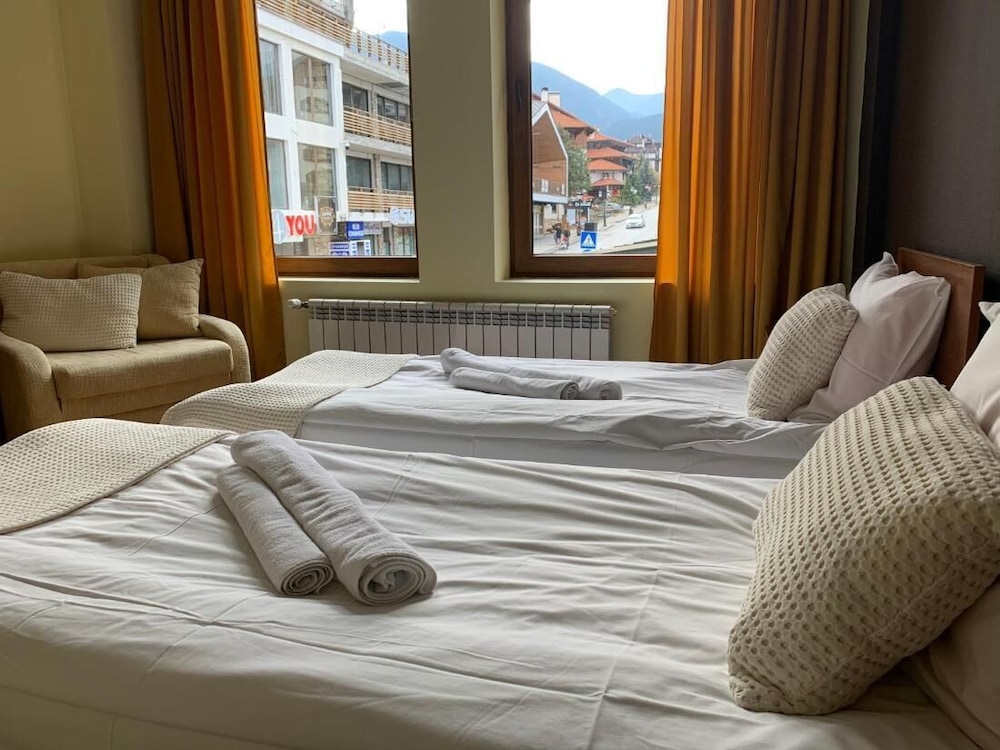 Guest Rooms Granat 36/50