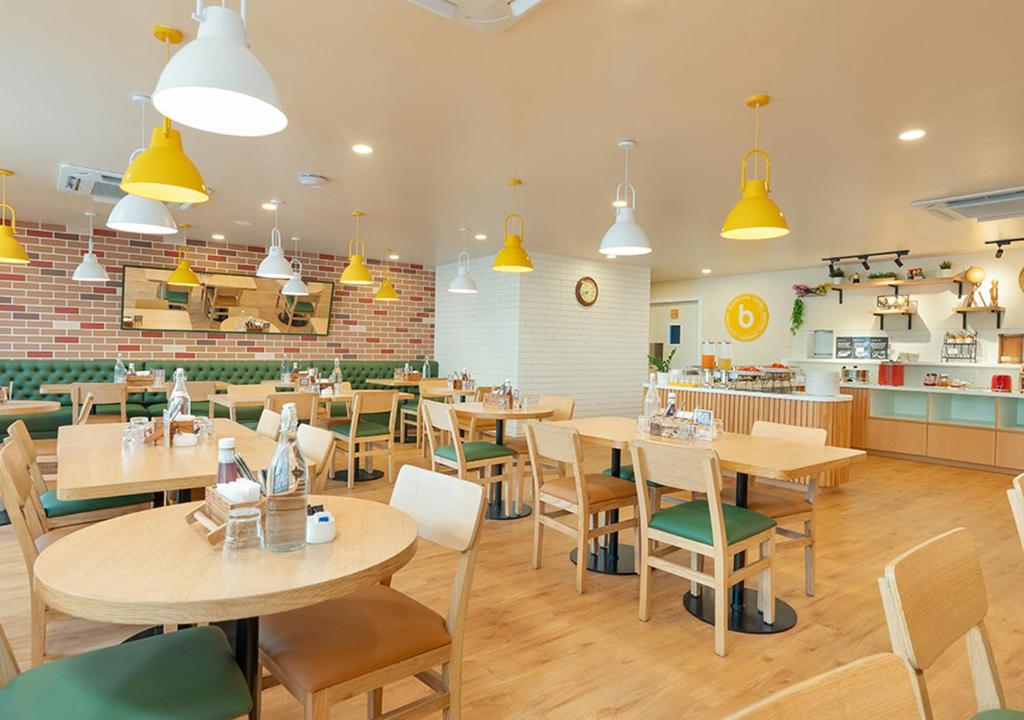 Bloom Hotel - Jubilee Hills 38/49