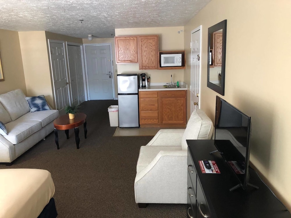 Grand Beach Inn 33/39