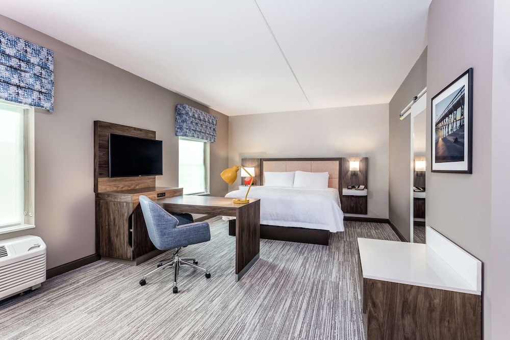 Hampton Inn & Suites Kittery-Portsmouth 21/45