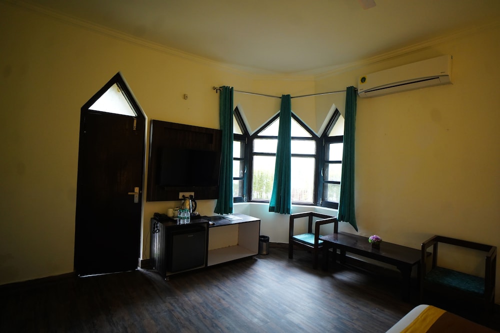 LA PERLE RIVER RESORTS 28/50