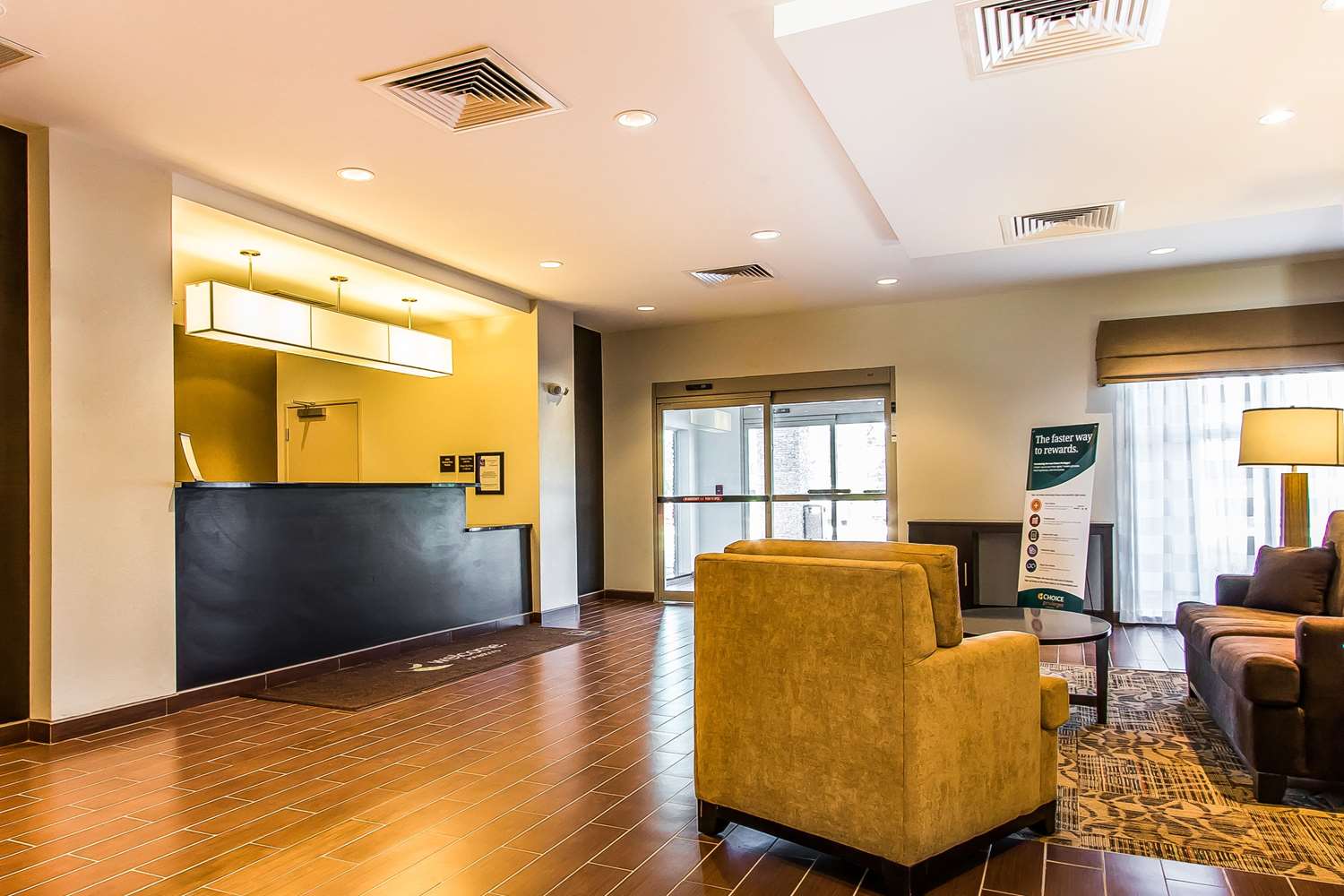 Wingate by Wyndham Jonesboro LA 5/17