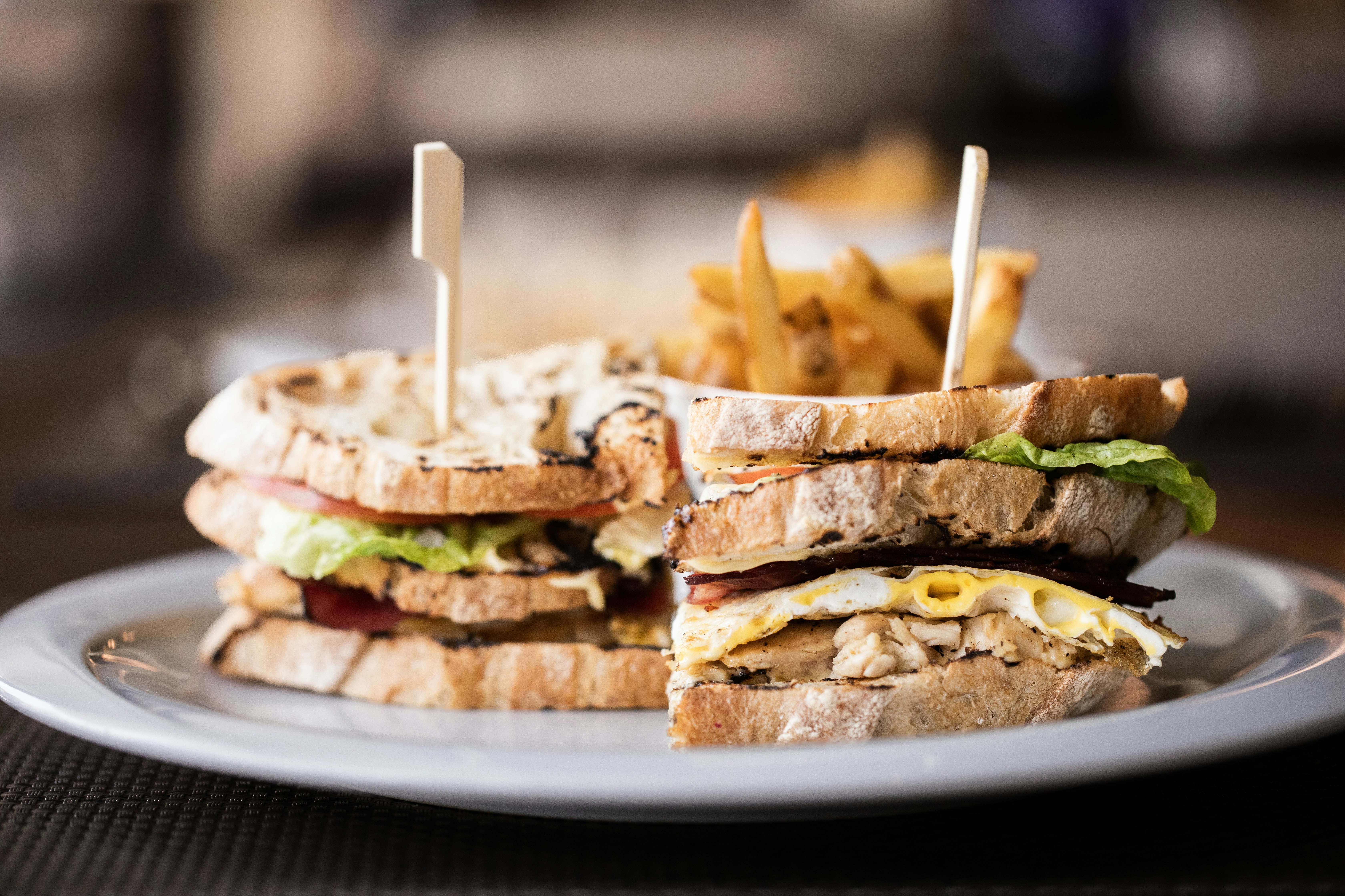 فندق فور سيزونز الرياض في مركز المملكة(Four Seasons Hotel Riyadh at Kingdom Centre) 10/40