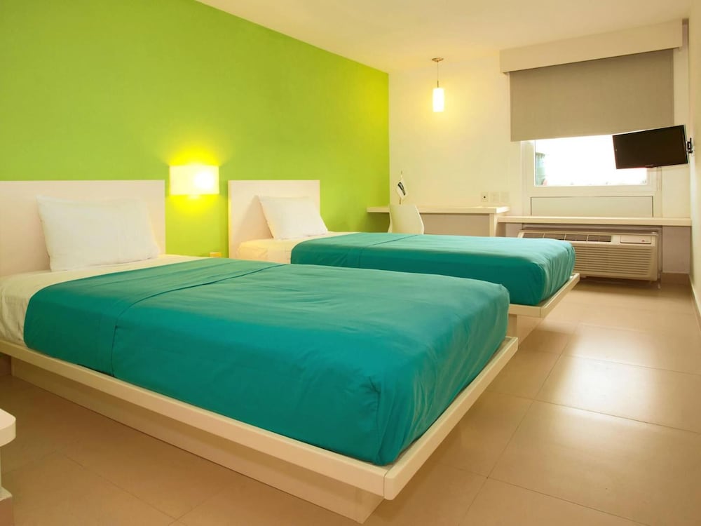 City Express Junior by Marriott Veracruz Aeropuerto 12/37