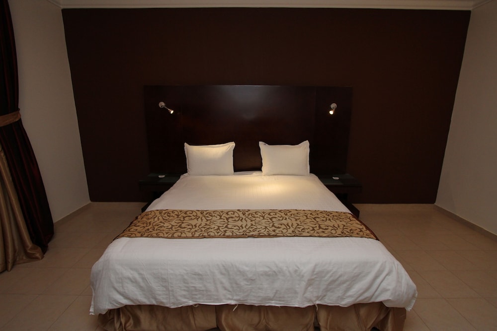رؤوم إن المجمعة(Raoum Inn Serviced Apartments Majmma) 18/41