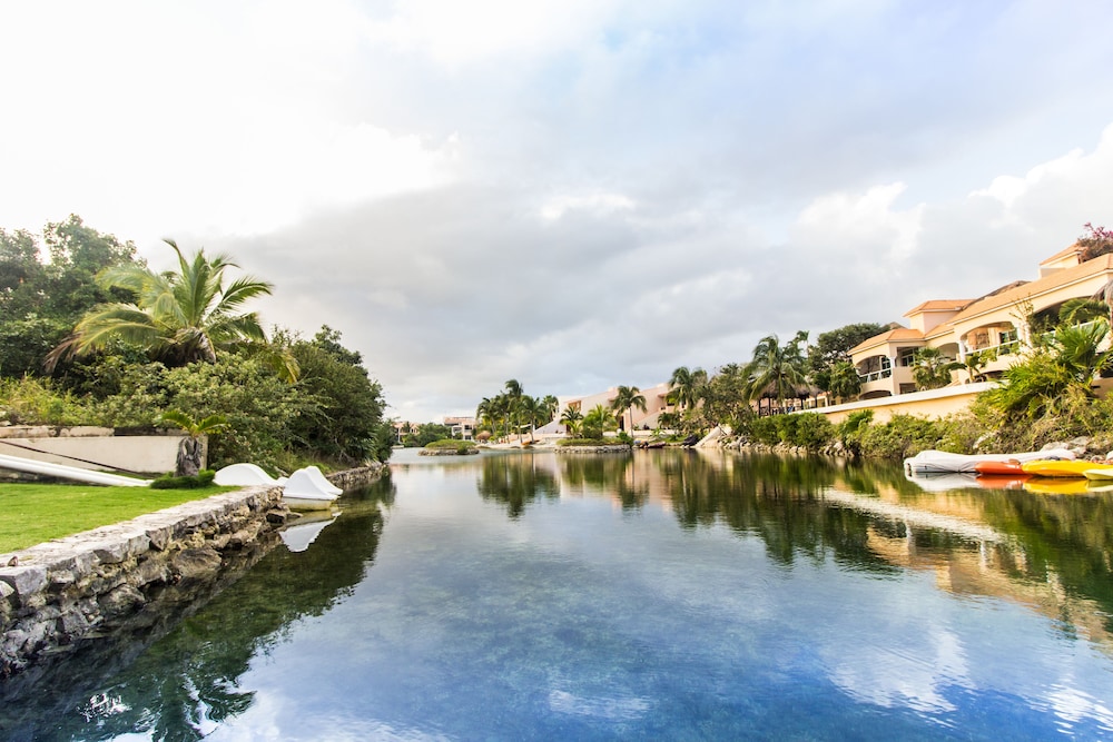 Coral Maya Stay Suites 43/50