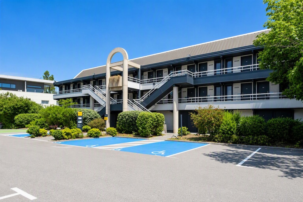 Premiere Classe Toulon - La Seyne sur Mer 45/50