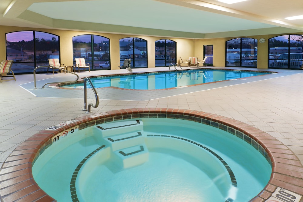 Holiday Inn Express Hotel And Suites Little Rock West 20/49