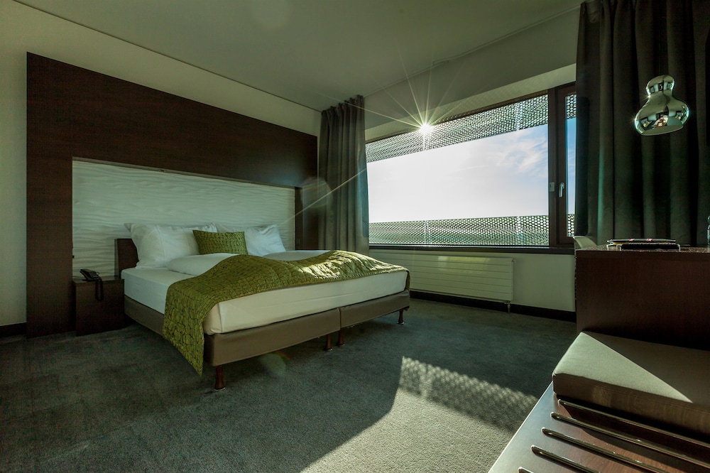 Airport Hotel Basel 20/46