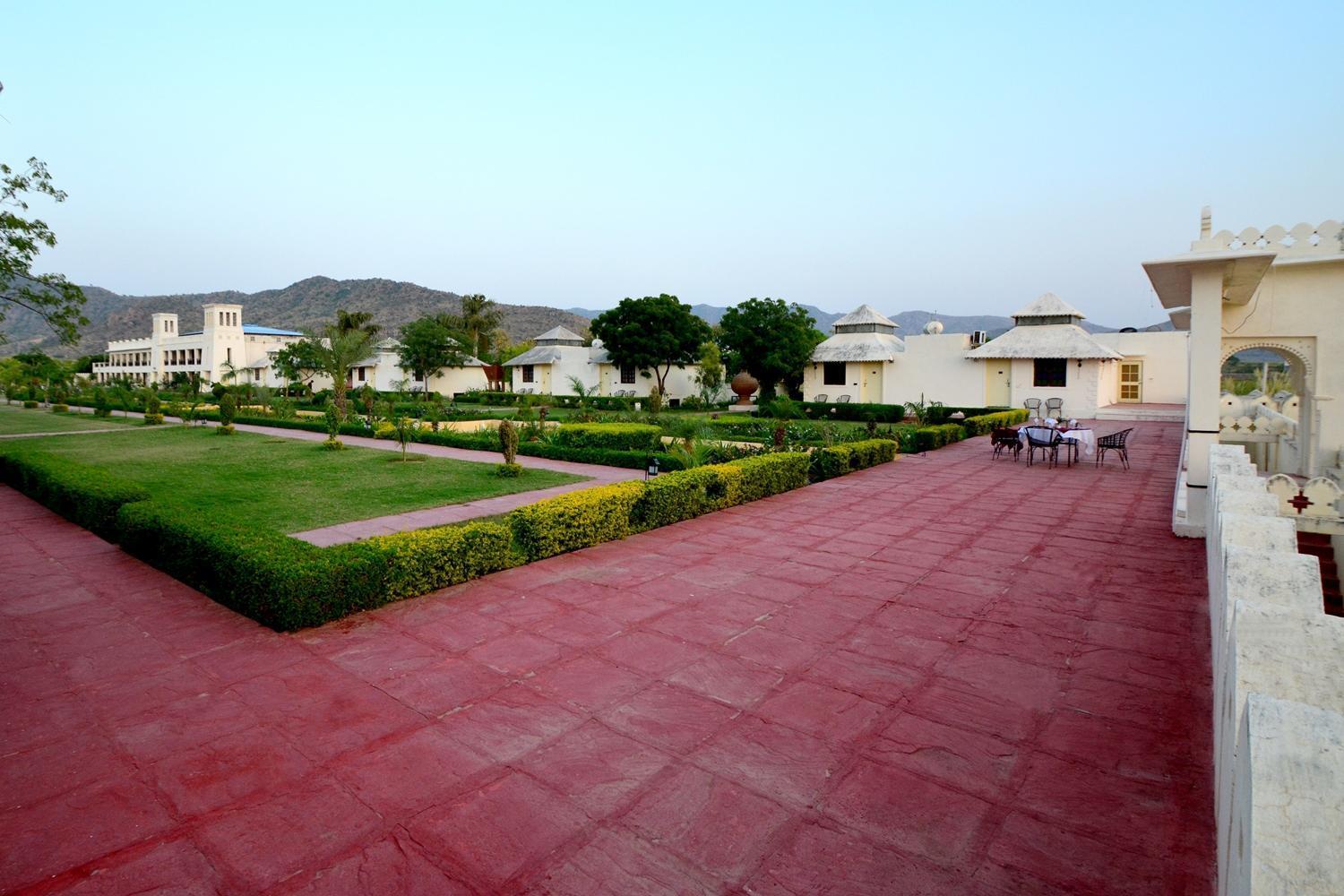Aaram Baagh Agra On Pachar Group 31/55