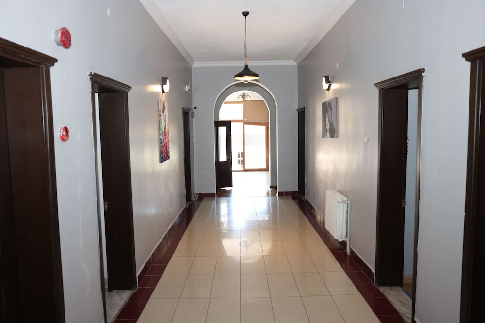 Dunya Otel 25/50