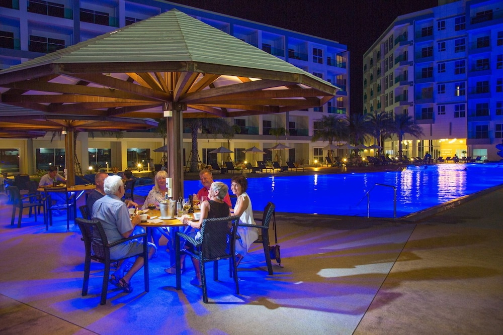 Grandblue Resort 53/70
