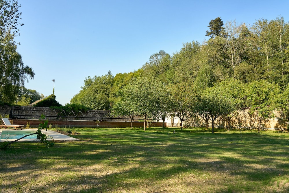 Domaine de la Commanderie de Ballan 128/134