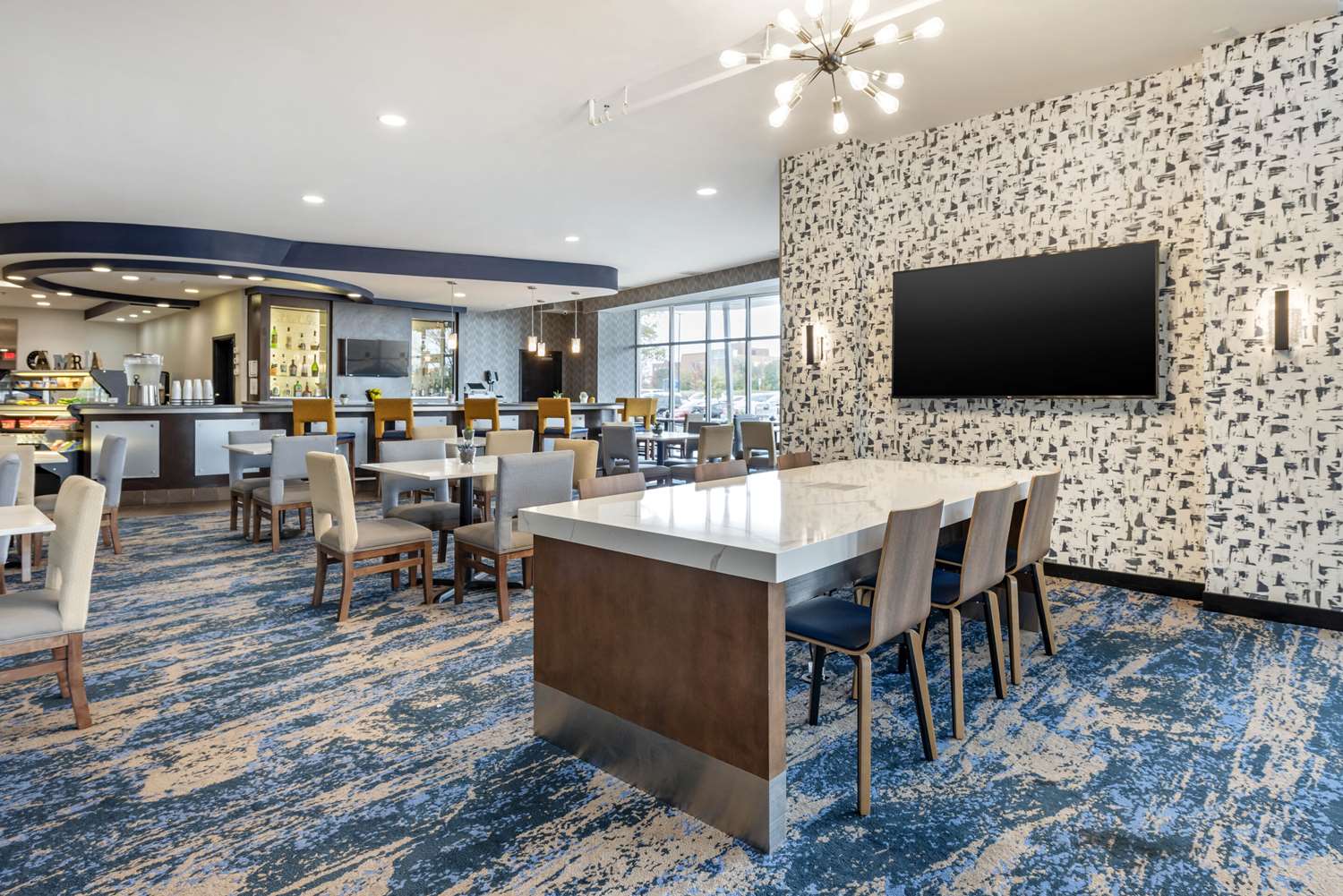 Cambria Hotel Minneapolis Maple Grove 17/23
