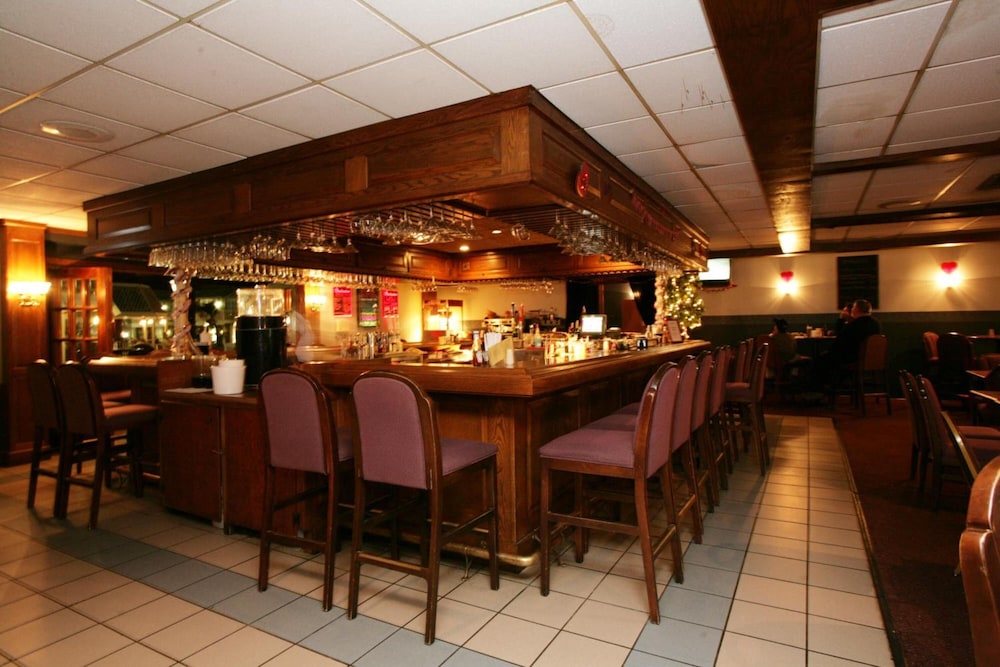 Sturbridge Host Hotel 44/71