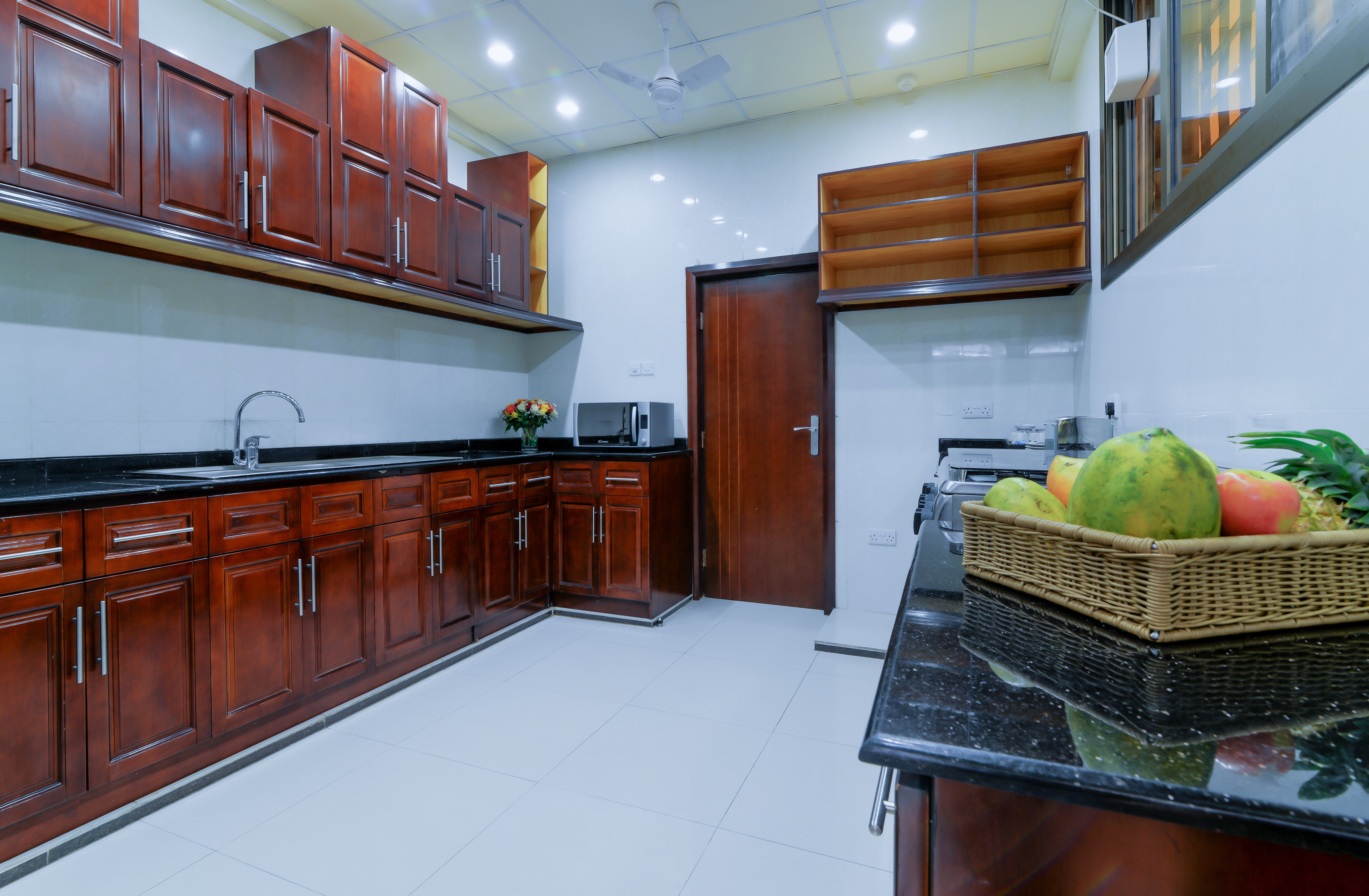 Tanzanite Executive Suites 5/40