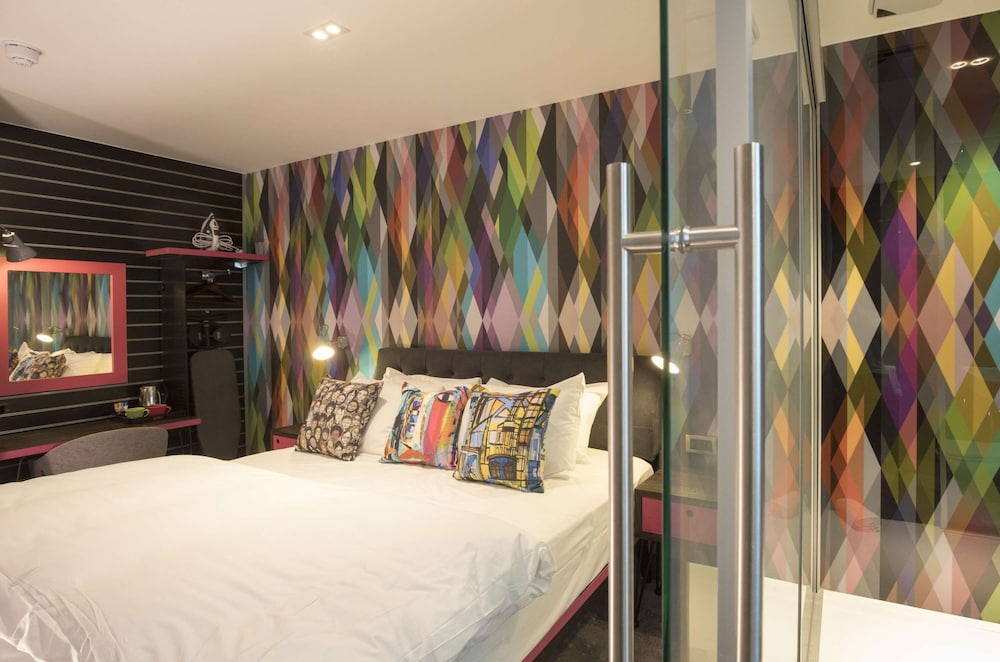 Room, King Bed