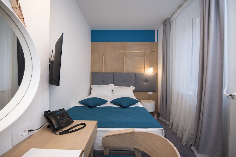 ECONOMY, DOUBLE BED