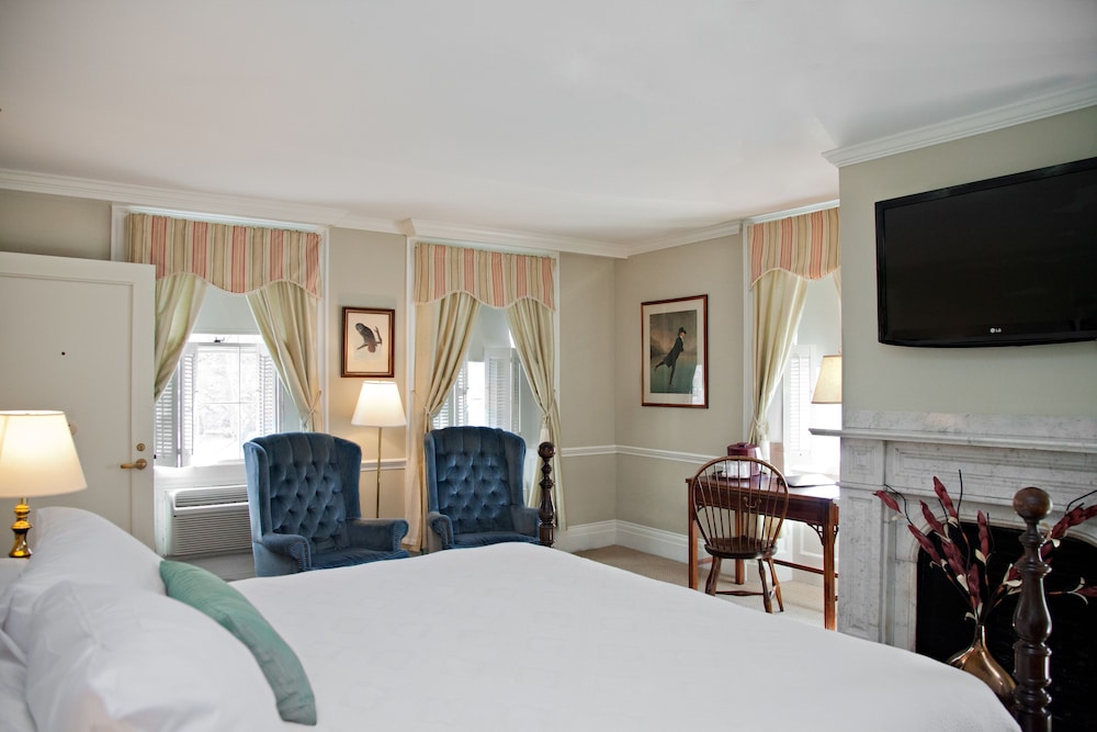 Concord S Colonial Inn 11/30