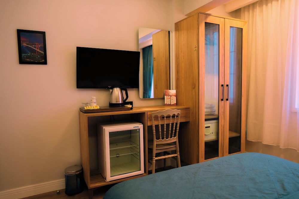 Santa Lucia Hotel 37/50