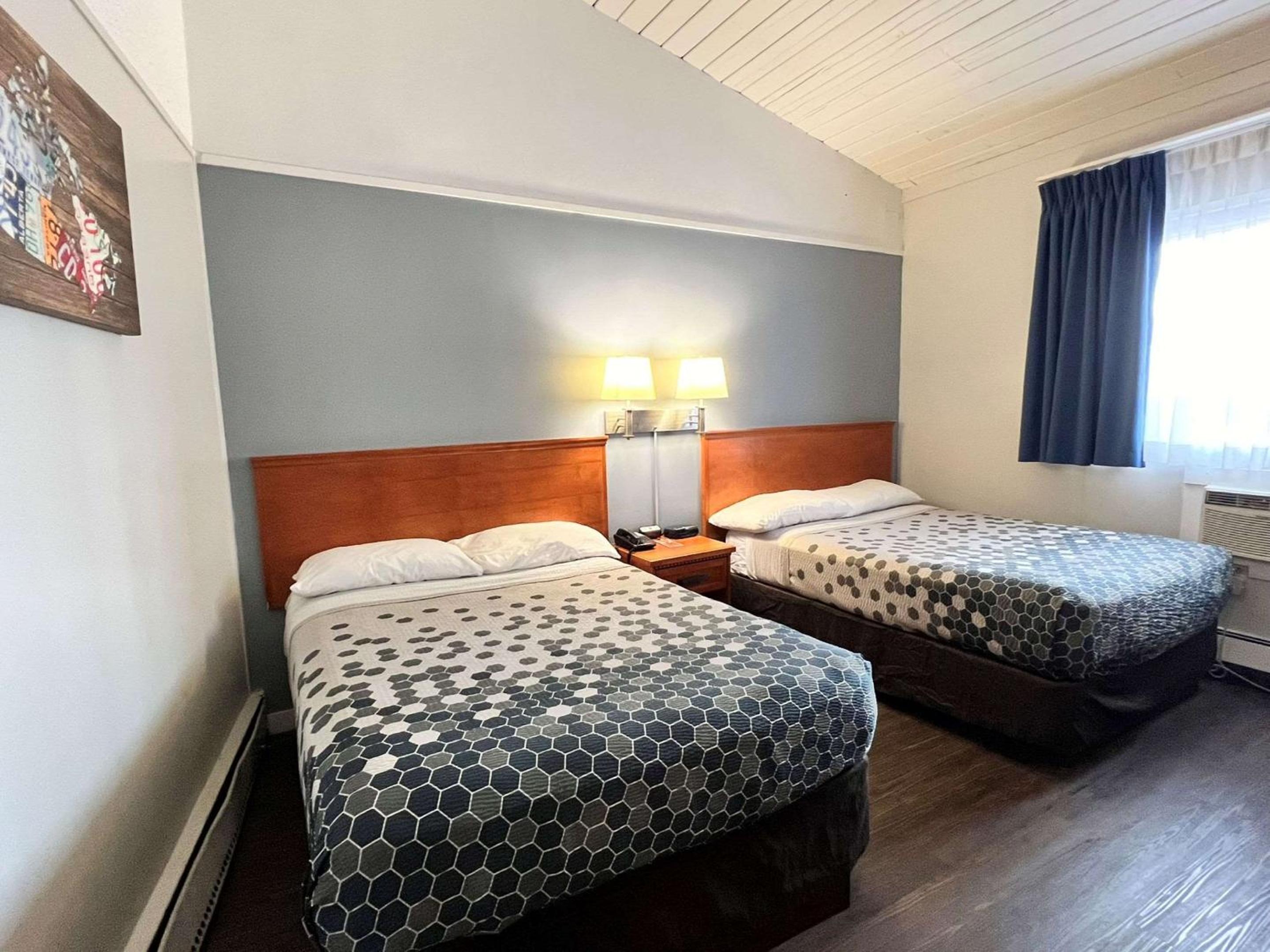Room, 2 Double Beds, Pet Friendly