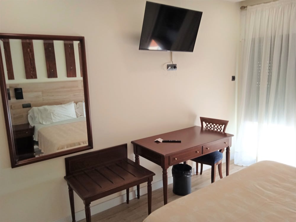 Hotel 153 58/71