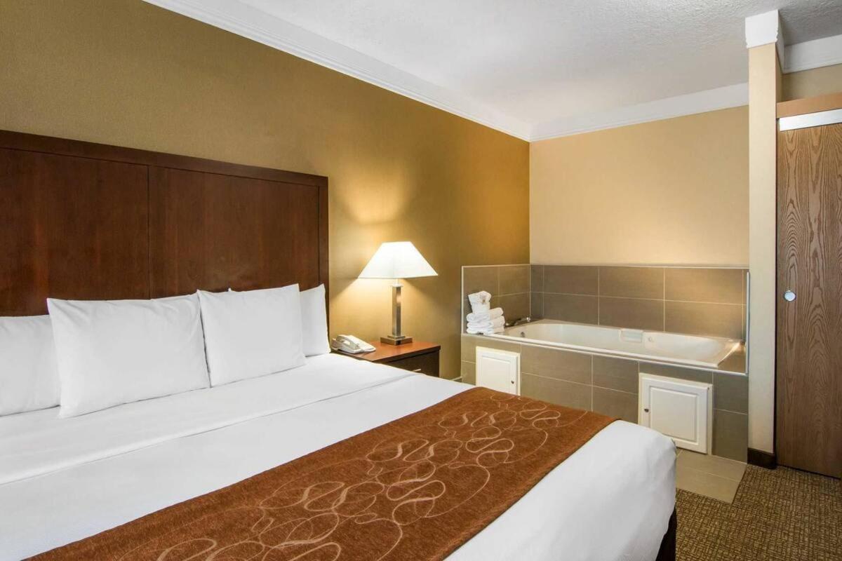 Spa, Executive, Suite