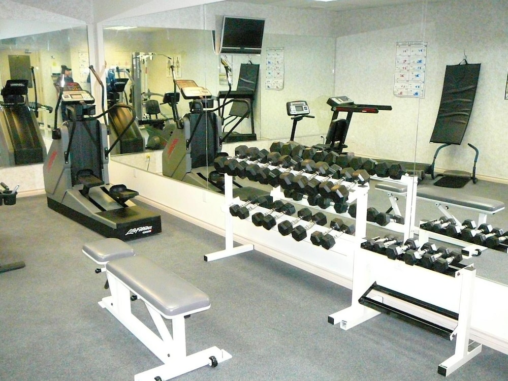 Coast Abbotsford Hotel And Suites 26/50